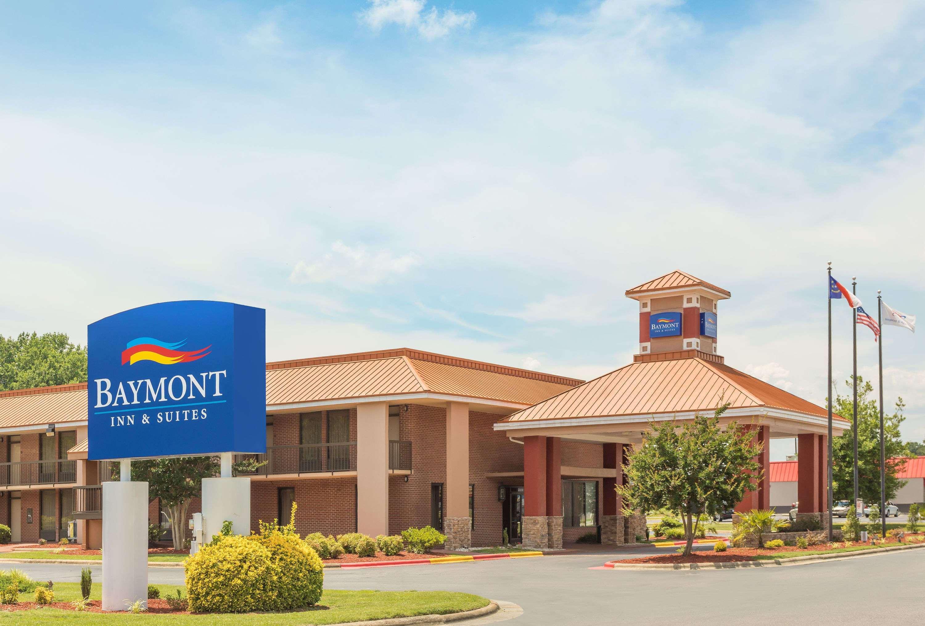 Baymont By Wyndham Rocky Mount I-95 Hotel Exterior photo